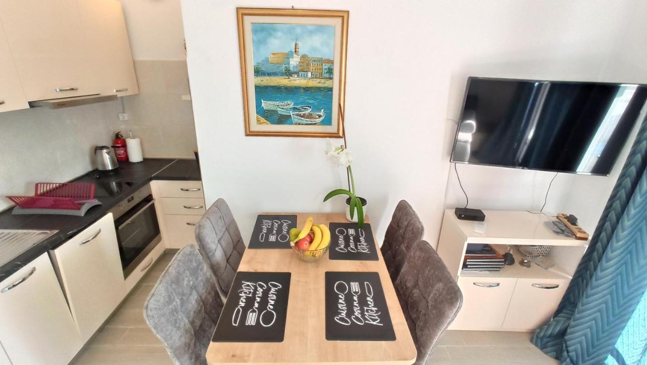 Jakopovic Apartments Rogoznica  Eksteriør billede