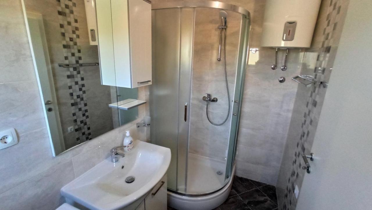 Jakopovic Apartments Rogoznica  Eksteriør billede